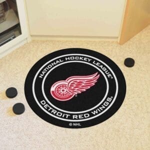 Detroit Red Wings Hockey Puck Rug - 27in. Diameter-10271