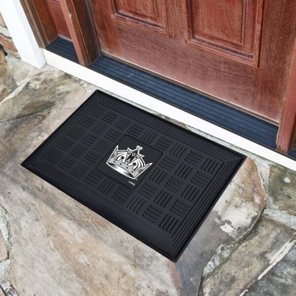 Los Angeles Kings Heavy Duty Vinyl Medallion Door Mat - 19.5in. x 31in.-11492