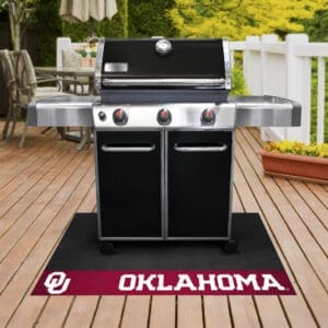 Oklahoma Sooners Vinyl Grill Mat - 26in. x 42in.-12129