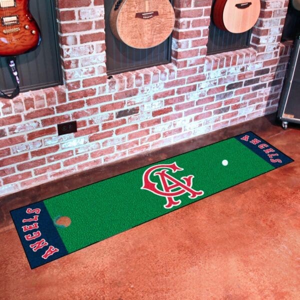 California Angels Putting Green Mat - 1.5ft. x 6ft. 1966 Retro Logo-1966
