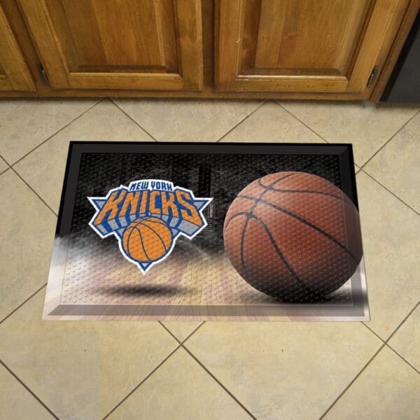 New York Knicks Rubber Scraper Door Mat-19102